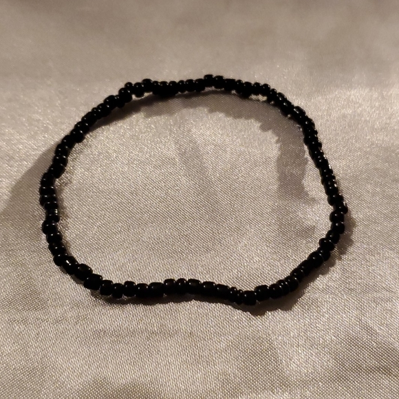 Bracelets - Picture 3 of 4